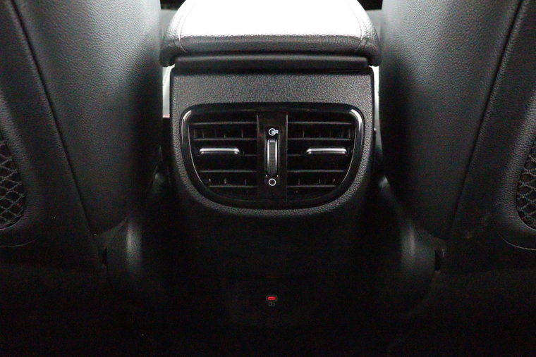 Vehicle Image 55