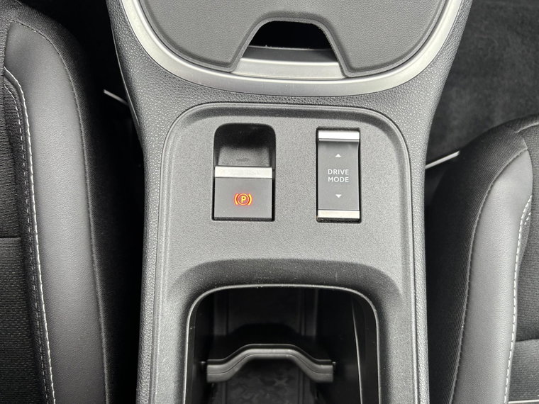 Vehicle Image 24