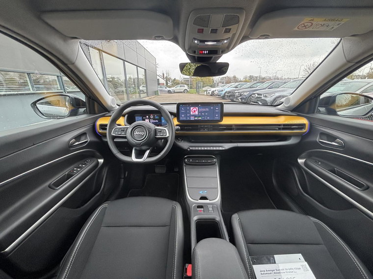 Vehicle Image 28