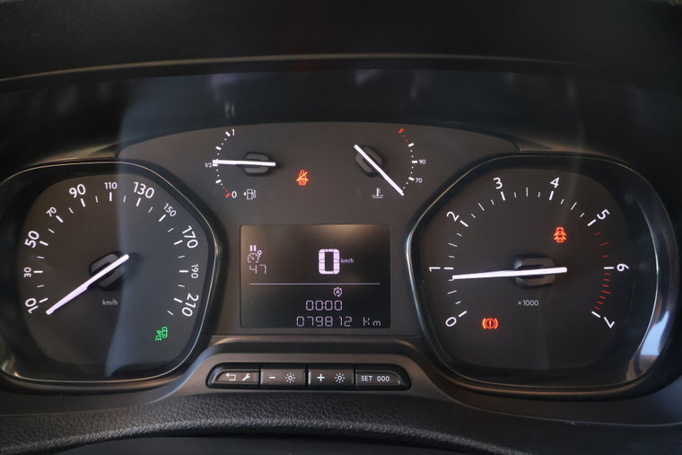 Vehicle Image 19