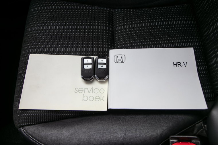 Vehicle Image 26
