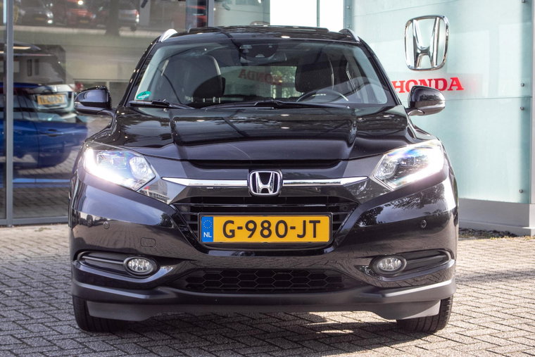 Vehicle Image 11