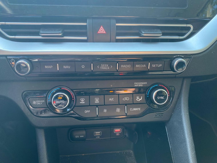 Vehicle Image 23
