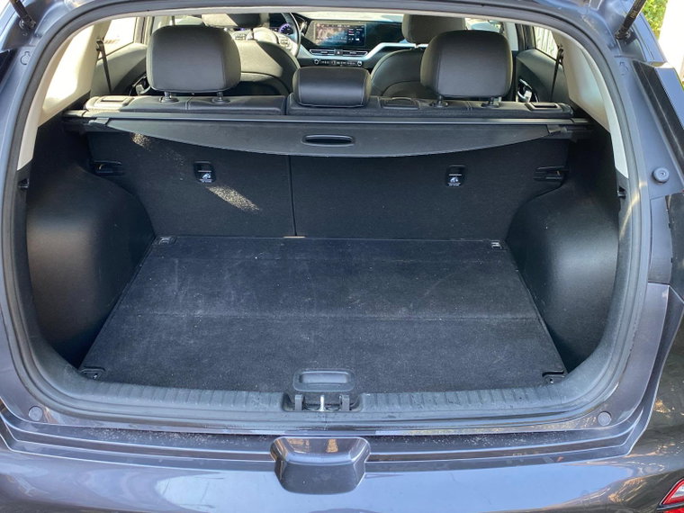Vehicle Image 32