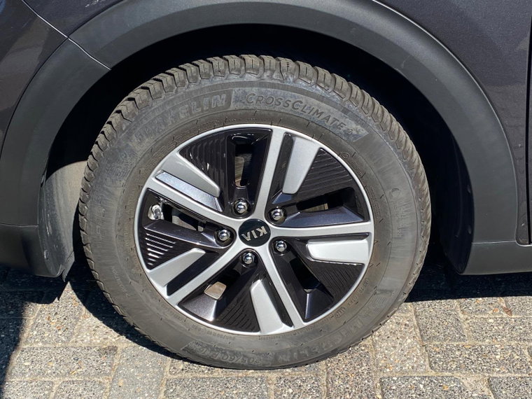 Vehicle Image 36