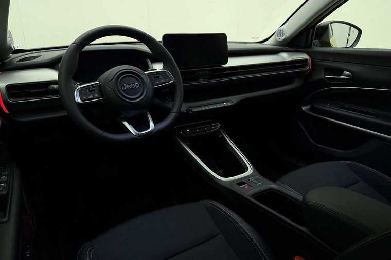 Vehicle Image 18