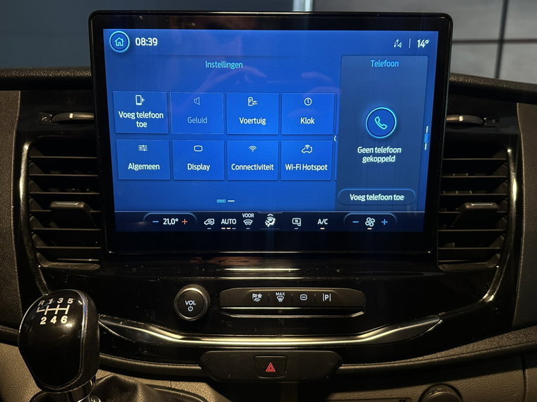 Vehicle Image 14