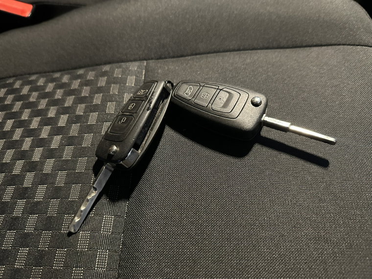 Vehicle Image 19