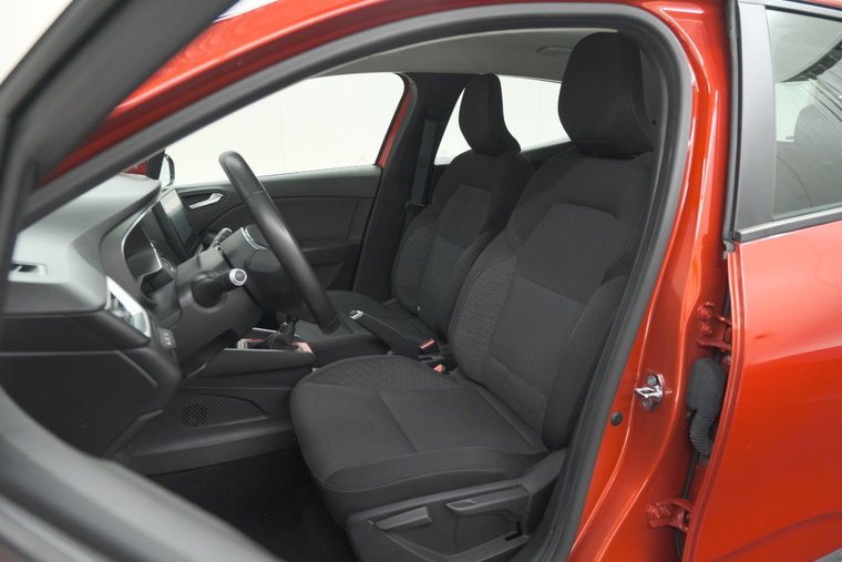 Vehicle Image 18