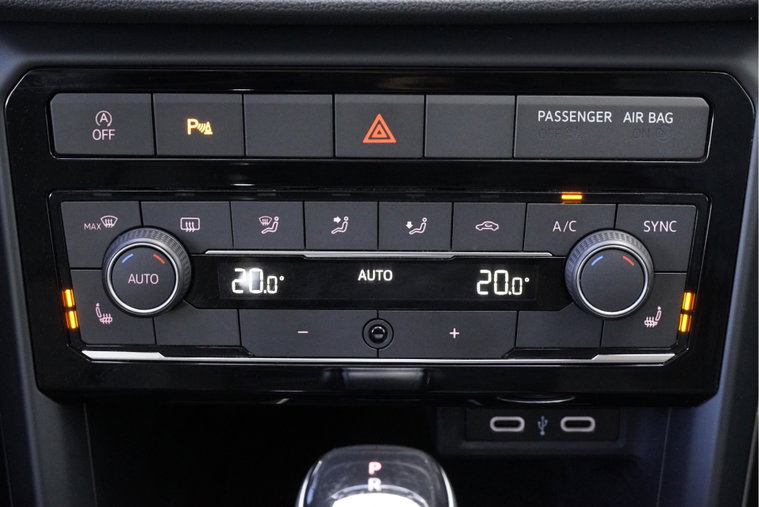Vehicle Image 29