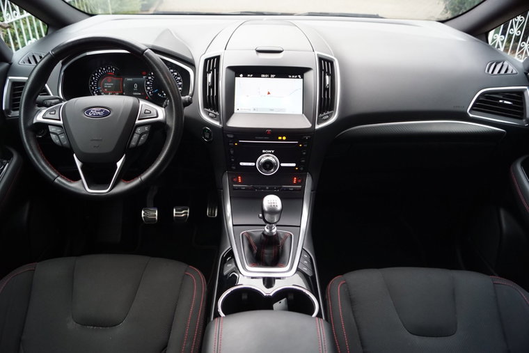Vehicle Image 35