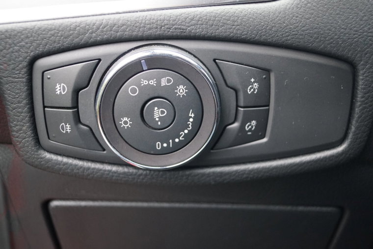 Vehicle Image 37