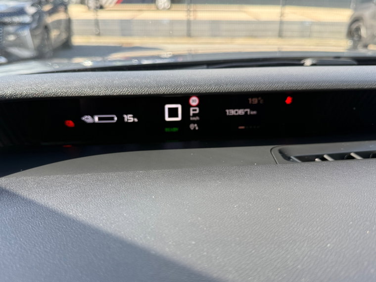 Vehicle Image 22