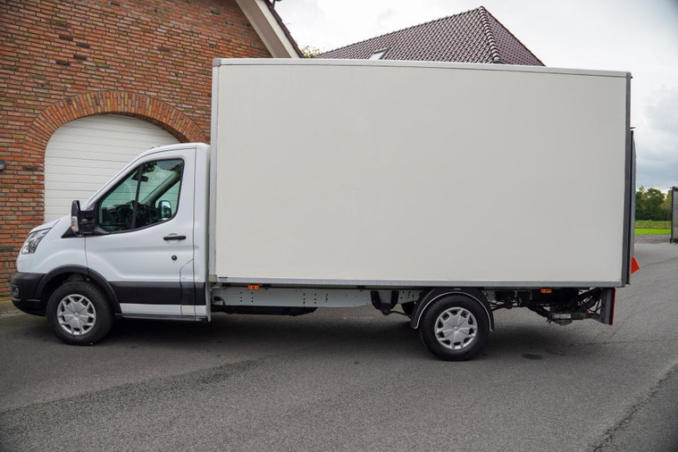 Vehicle Image 13