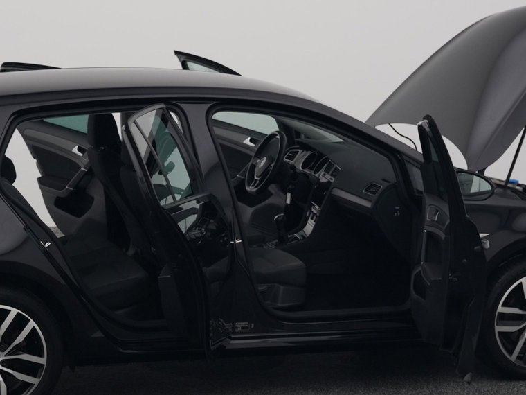 Vehicle Image 35