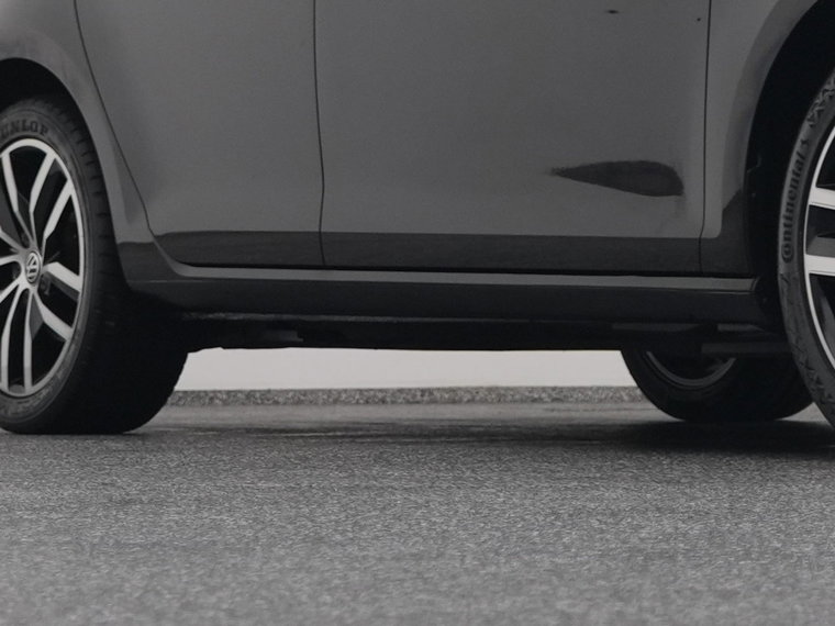 Vehicle Image 39