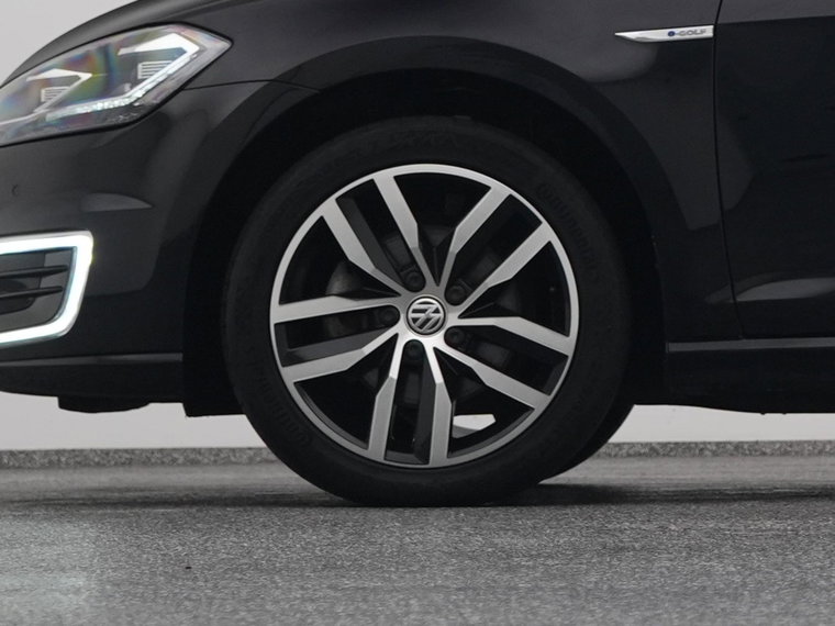 Vehicle Image 40