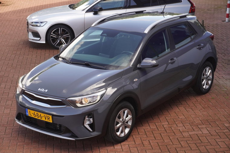 Vehicle Image 19