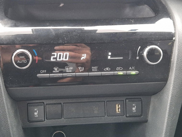 Vehicle Image 20