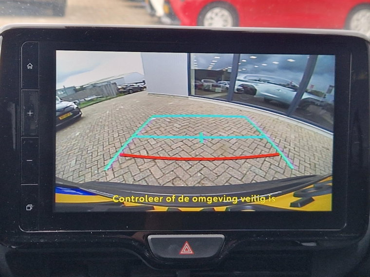 Vehicle Image 23