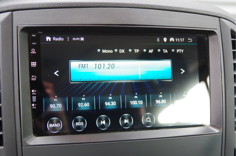 Vehicle Image 12