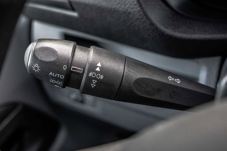 Vehicle Image 23