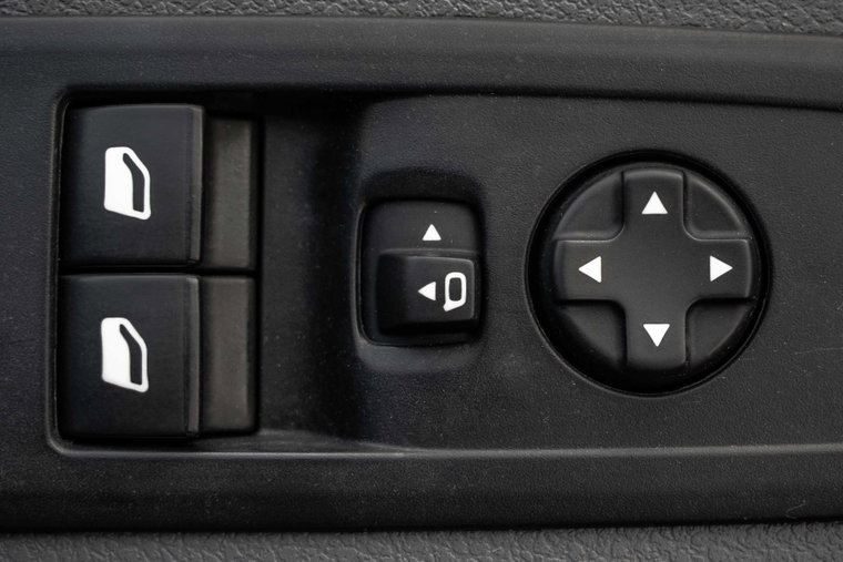 Vehicle Image 27