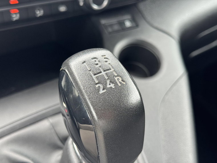 Vehicle Image 41
