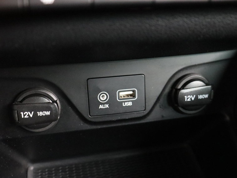 Vehicle Image 23