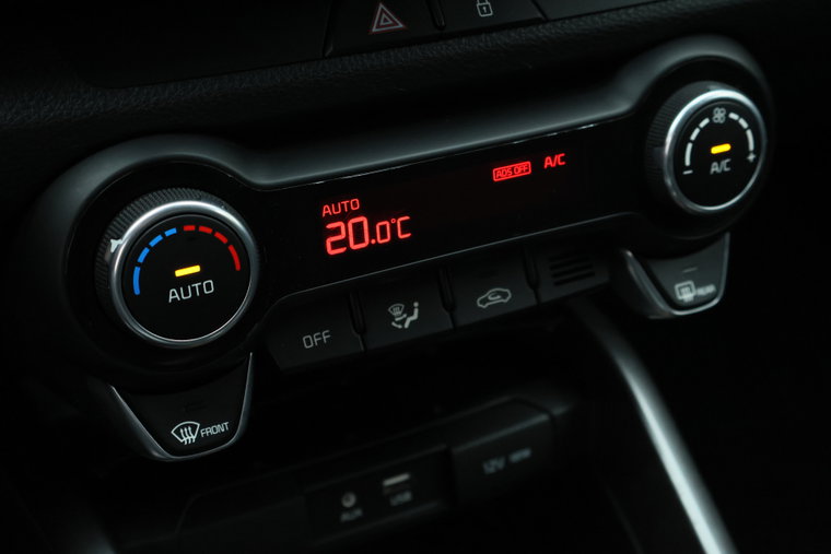 Vehicle Image 38