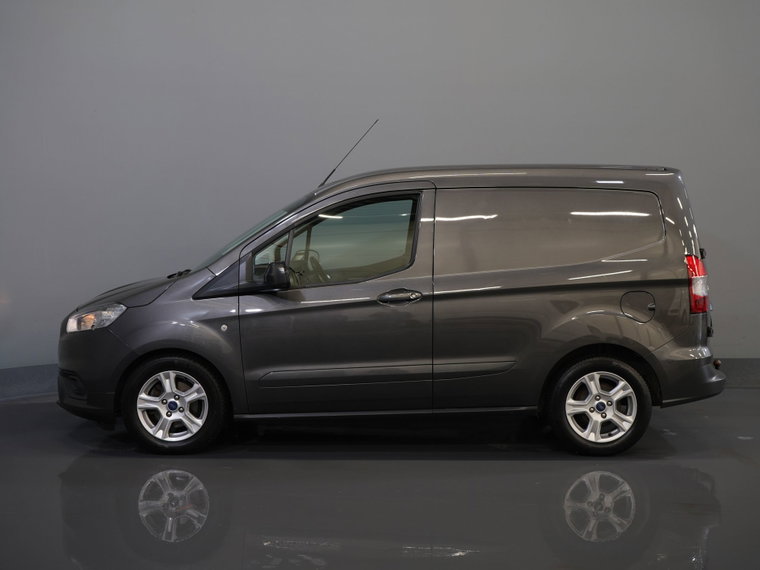 Vehicle Image 10