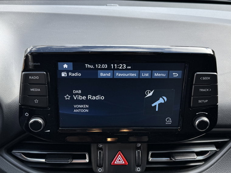 Vehicle Image 8