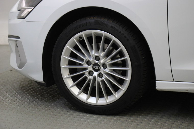 Vehicle Image 31