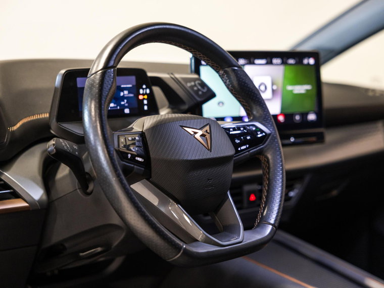 Vehicle Image 37