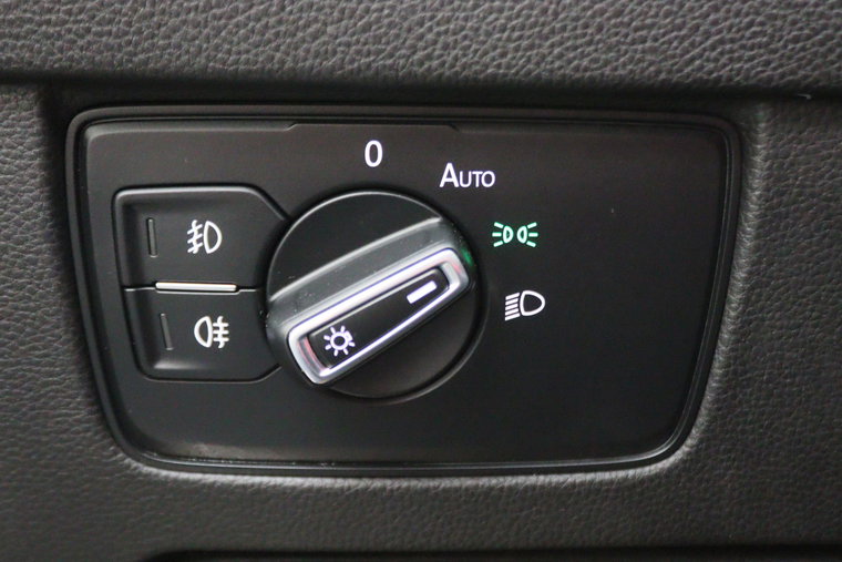Vehicle Image 35