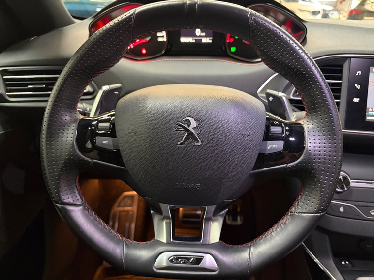 Vehicle Image 24