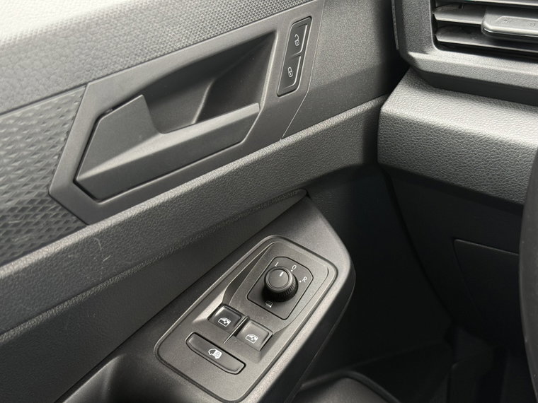 Vehicle Image 27