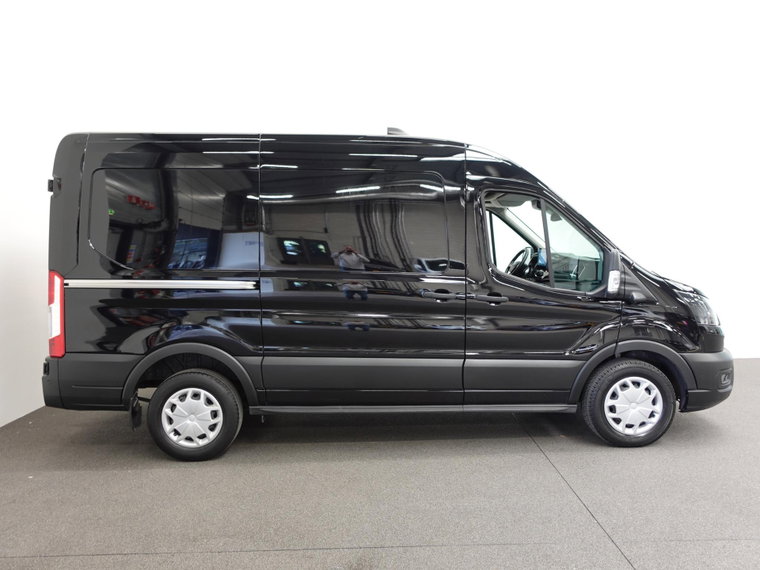 Vehicle Image 33