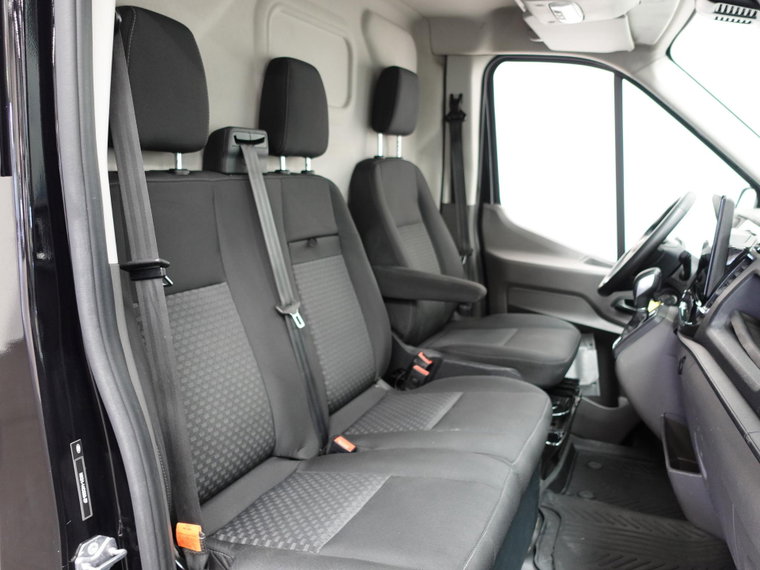Vehicle Image 36