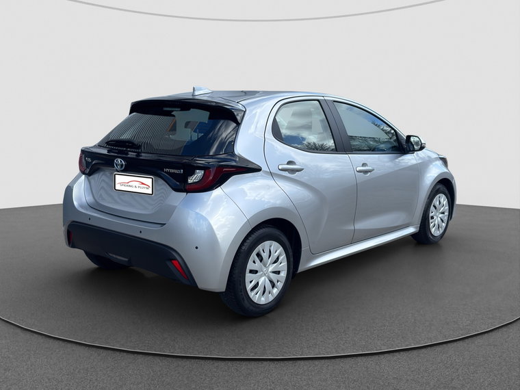 Vehicle Image 15