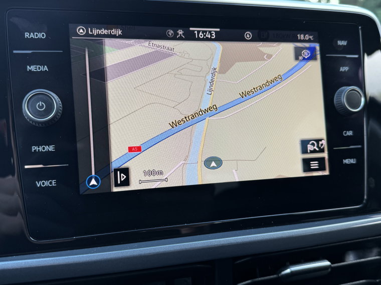 Vehicle Image 35