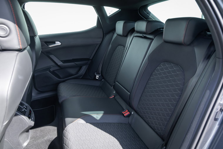 Vehicle Image 33