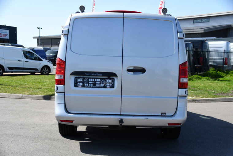 Vehicle Image 33