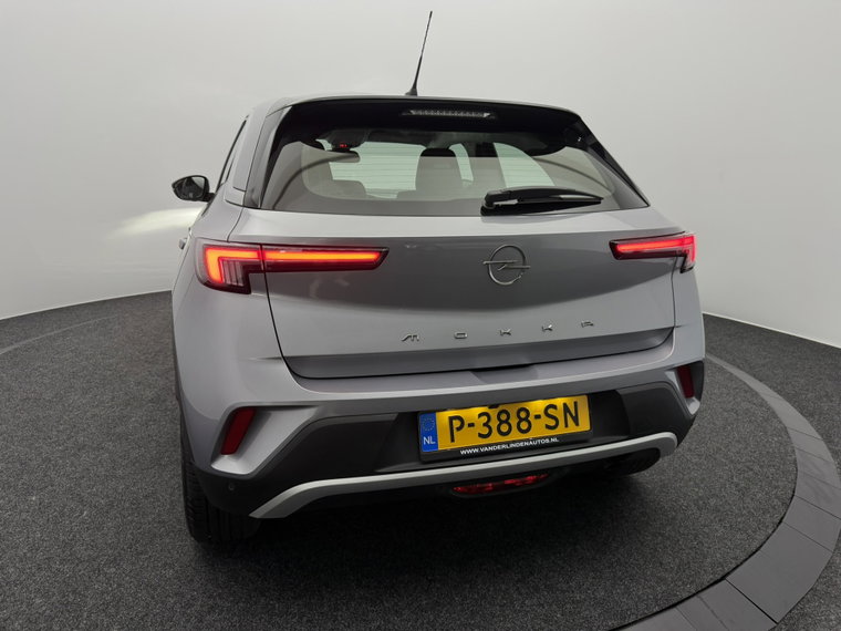 Vehicle Image 25