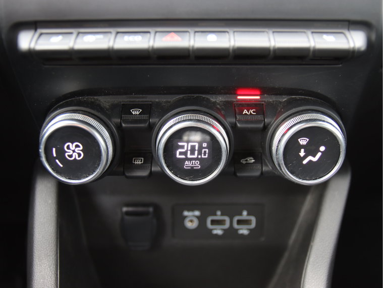 Vehicle Image 28