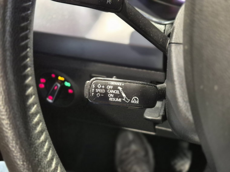 Vehicle Image 40