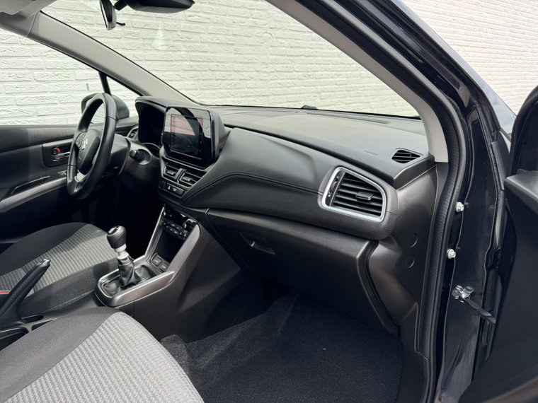 Vehicle Image 21