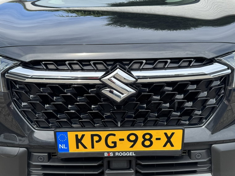 Vehicle Image 35