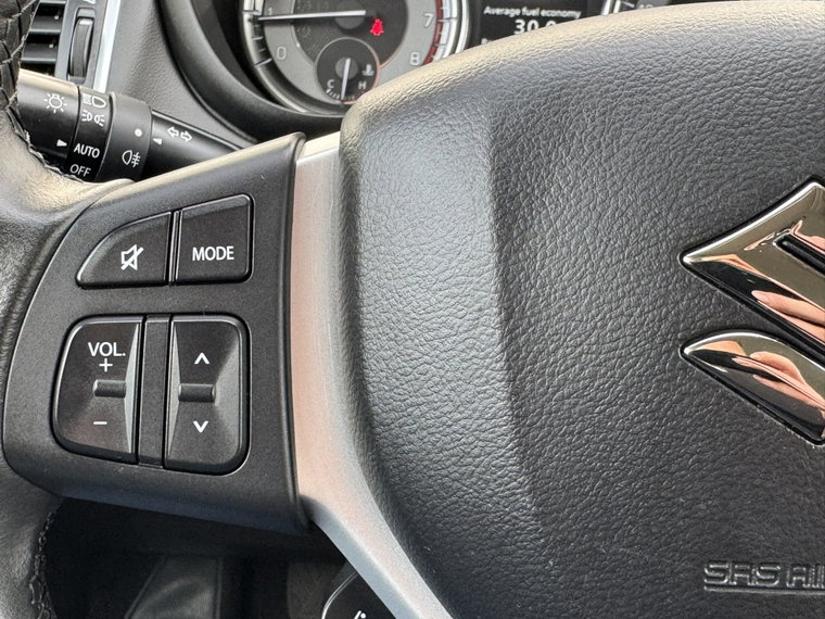 Vehicle Image 37
