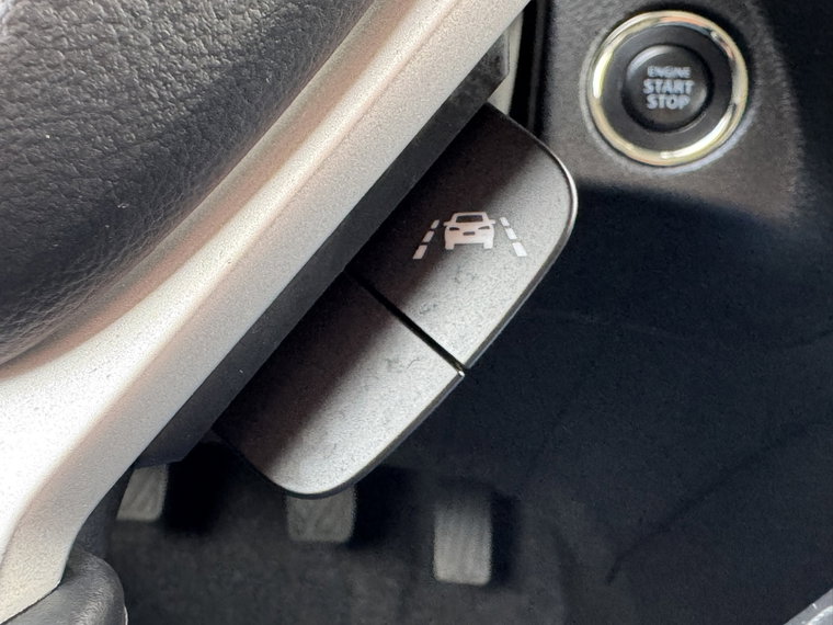 Vehicle Image 40